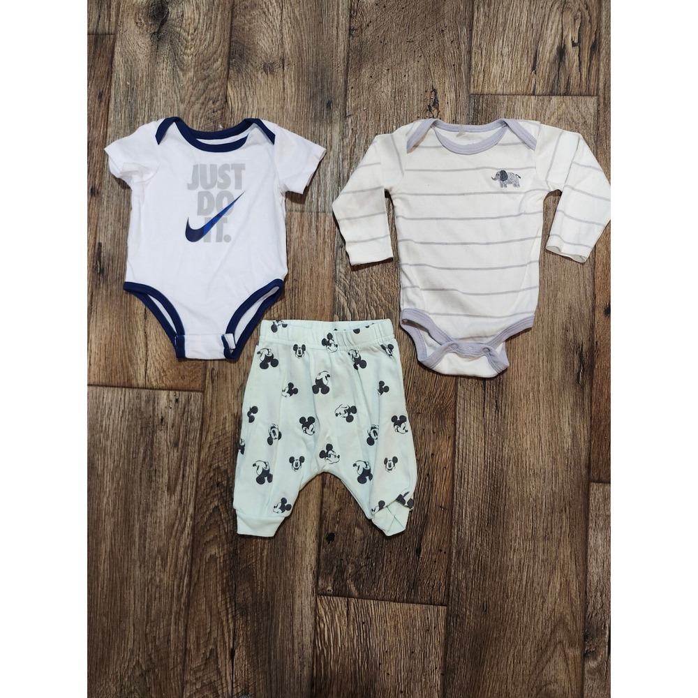 Nike Disney Baby Le Top Bebe Boy 3 Piece Bundle 3 M Bodysuit Mickey Mouse Pants